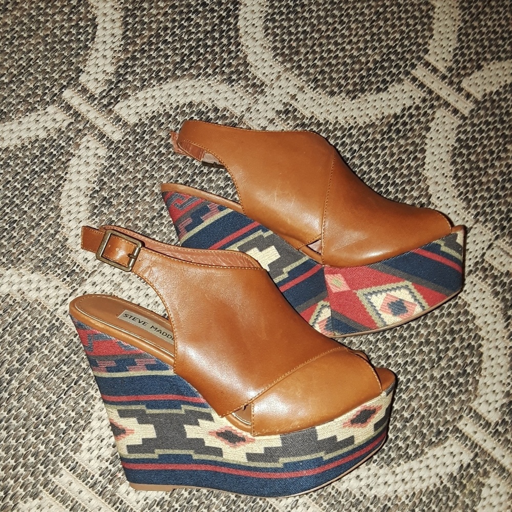 Steve Madden wedges